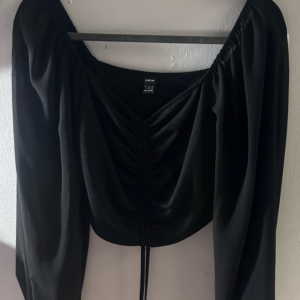 SHEIN black long sleeve crop top